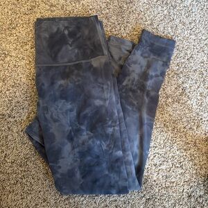 Size 12 barely worn, lululemon leggings